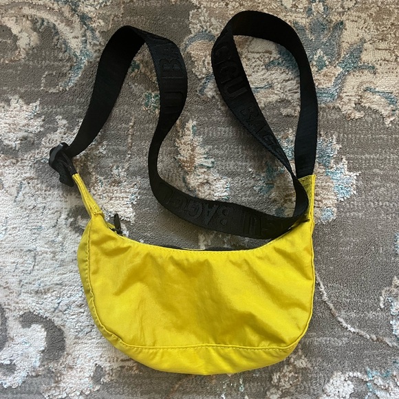 BAGGU Handbags - BAGGU Mini Crescent Bag in Sour - UO Exclusive